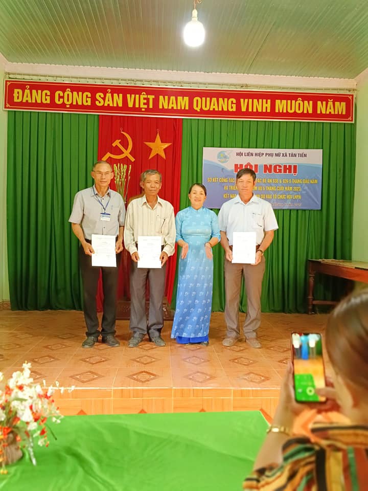  Hội nghị sơ kết công tác Hội LHPN xã Tân Tiến và công tác đề án 938&939  6 tháng đầu năm, triển khai nhiệm vụ 6 tháng cuối năm 2023.